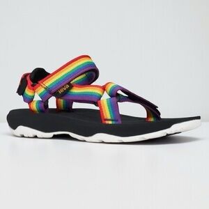 Teva kid's hurricane XLT 2 Sandals Flip Flops black Rainbow Straps size 7 youth